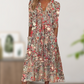Casual damesjurk met bloemenprint, V-hals en losse pasvorm