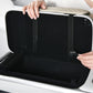 💥【LIMITED TIME 50% OFF】🔥 Auto Middenconsole Armsteun Organizer | Dubbele Bekerhouder | Hoogteverhoging Vermindert Vermoeidheid | Synthetisch Leder | Gereedschapsloze Installatie