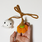👻🎃 50% KORTING | Gehaakte Halloween Hanger – Schattig Spookje & Pompoen voor Cozy Herfstsfeer